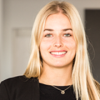 Caroline Ganzert, Volontärin bei Communication Consultants